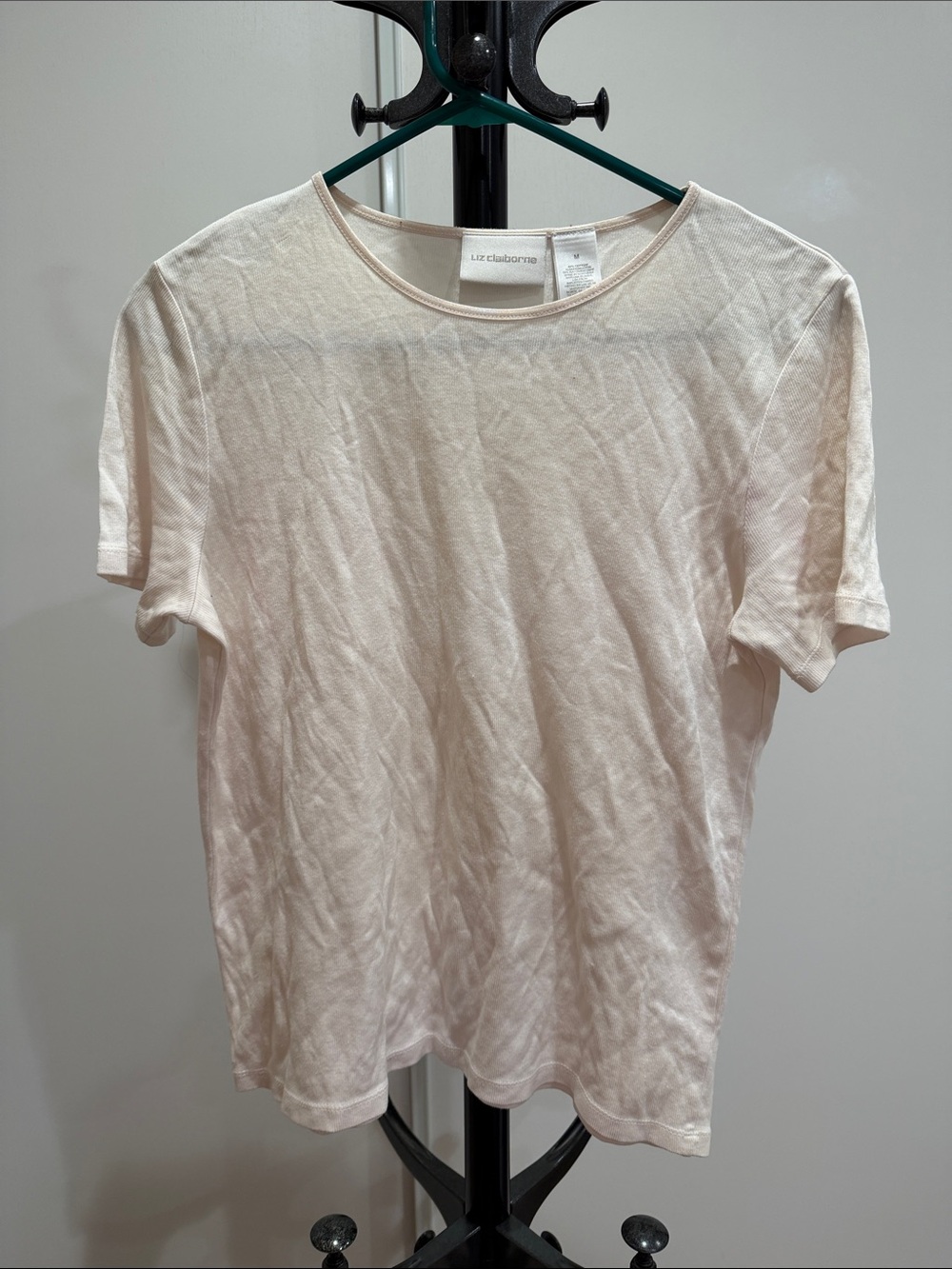 Liz Claiborne Cream Short Sleeve Crew Neck Tee